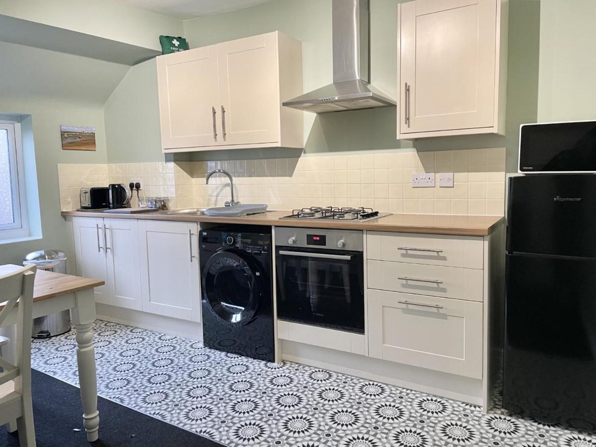 Bare Village Holiday Apartment Morecambe Extérieur photo